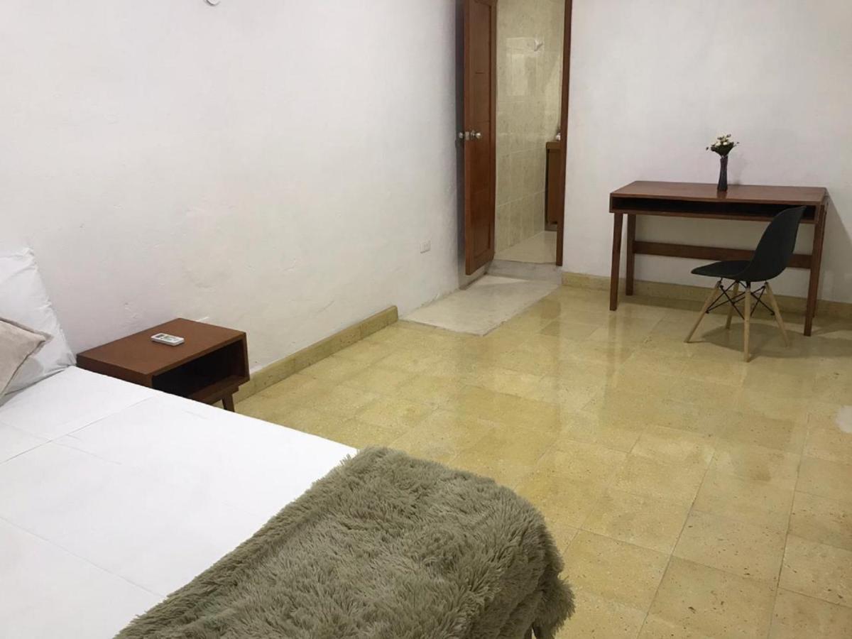 Merida 62 Hostel Bagian luar foto